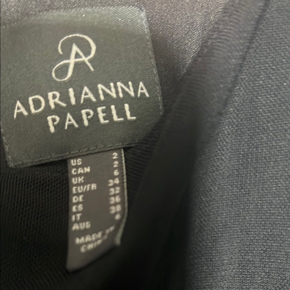 Adrianna Papell - Elegant Black Dress with Embellished Detail size 2 NWT - Picture 6 of 8